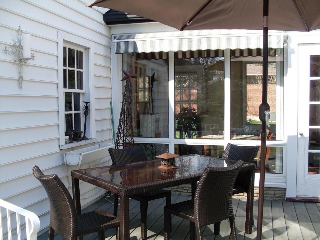 Dover House B&B Port Dover Bagian luar foto